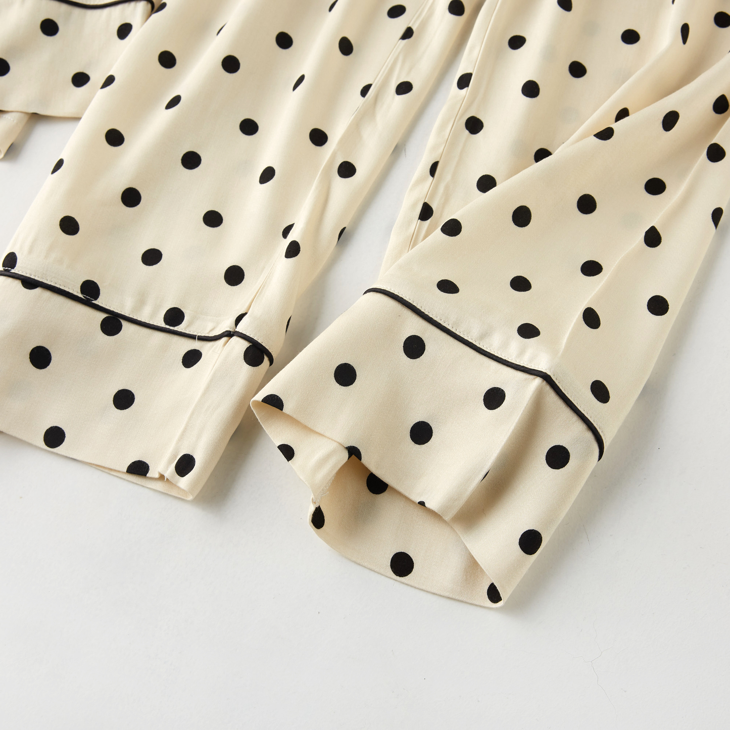 Polka Dot Viscose Pajama Set – Soft Spa & Loungewear