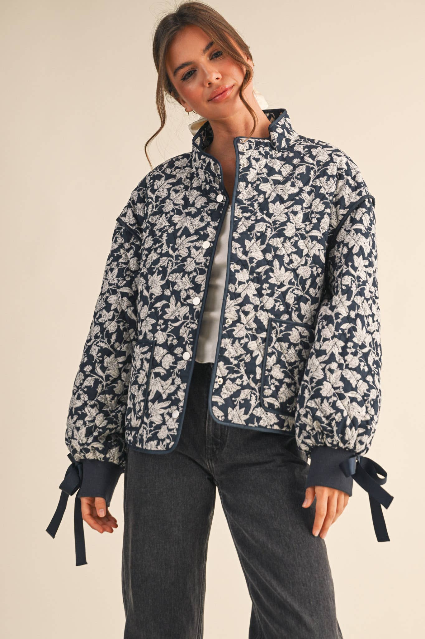 FLORAL QUILTED JACKET WITH RIBBON DETAIL MJK3622