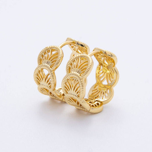 18K Gold Filled 15mm Geometric Filigree Huggie Hoop Earrings
