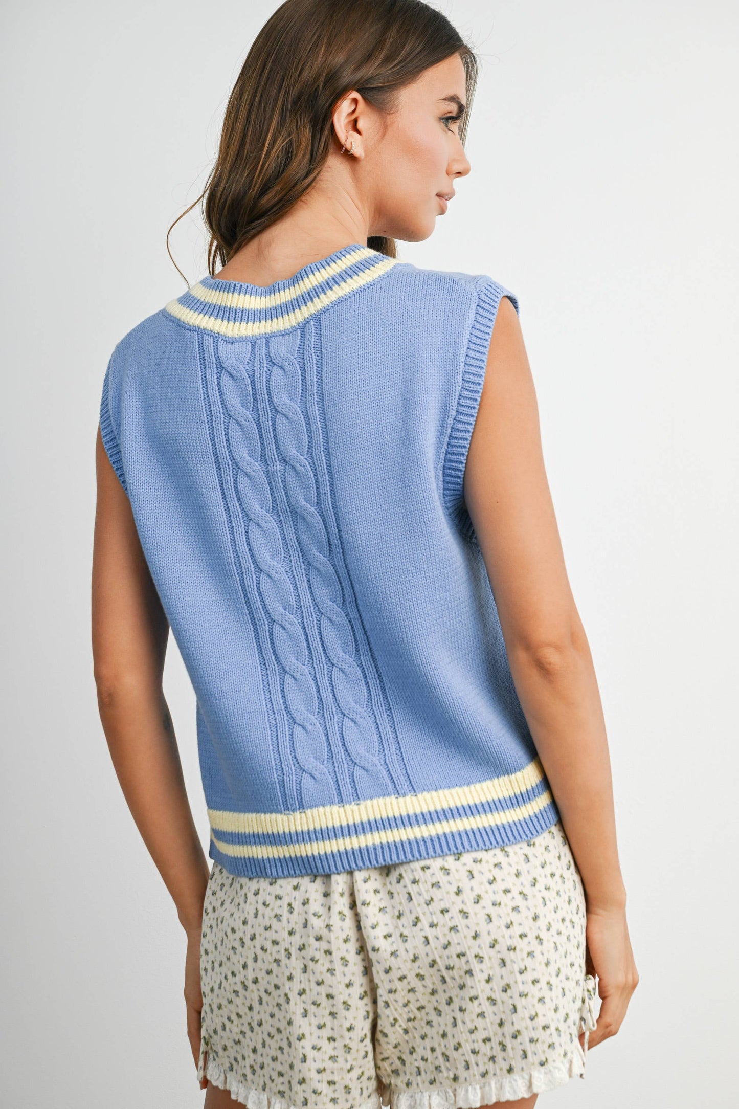 V-Neck Cable Knit Sweater Vest-BMW8447
